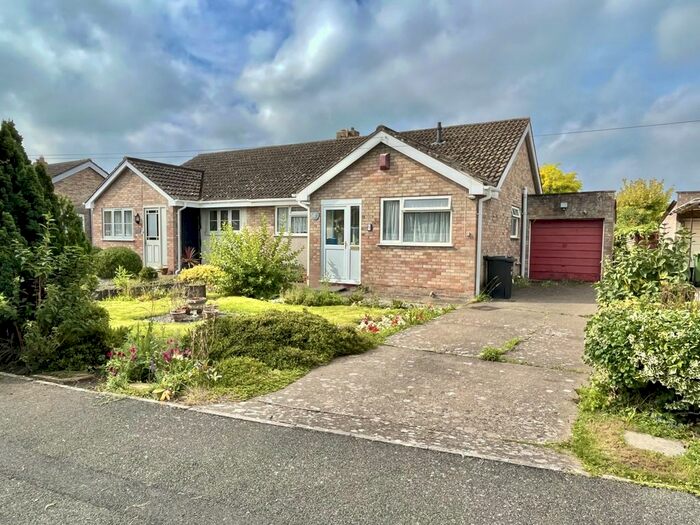 2 Bedroom Bungalow For Sale In Merryfields, Mark, TA9