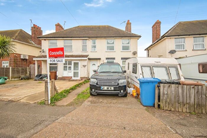 3 Bedroom Semi-Detached House For Sale In Lindbergh Road, Ipswich, IP3
