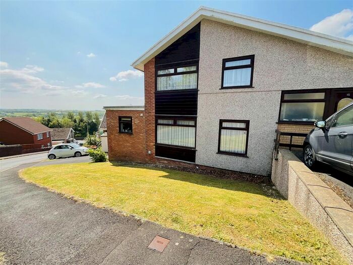 3 Bedroom Detached House For Sale In Pennant Road, Swiss Valley, Llanelli, SA14