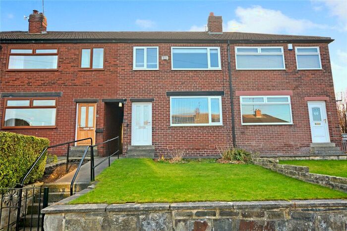 3 Bedroom Town House To Rent In Woodhouse Hill Road, Leeds, LS10