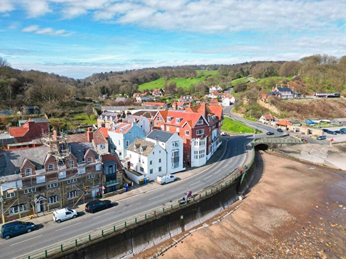 2 Bedroom Cottage For Sale In Harlow Cottage, Sandsend, YO21