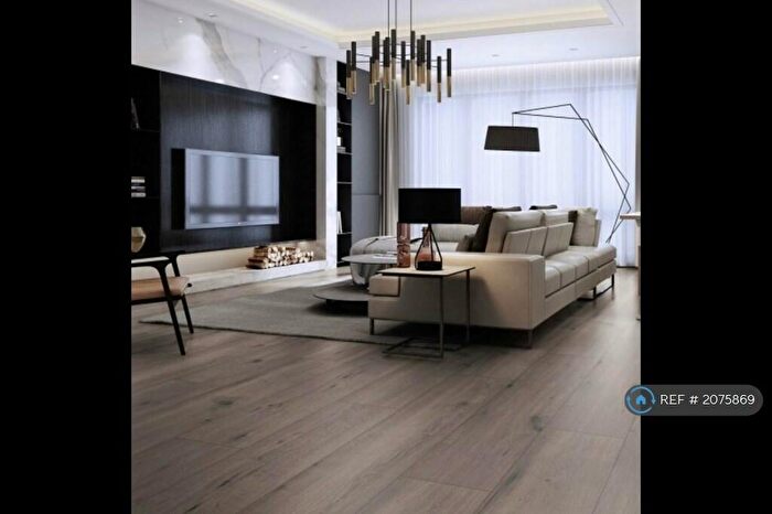 2 Bedroom Flat To Rent In Station Road, Edinburgh, EH12