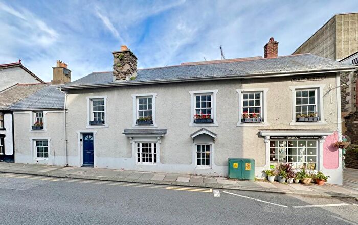 4 Bedroom House For Sale In Berry Street, Conwy, LL32