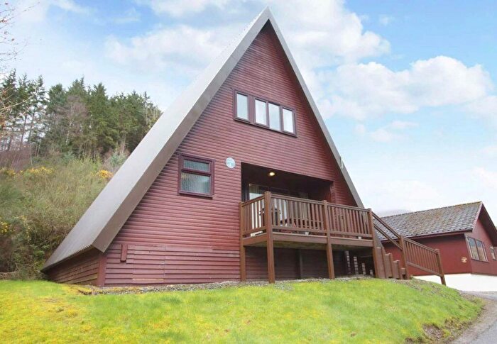 2 Bedroom Lodge For Sale In Drimsynie Holiday Village, PA24