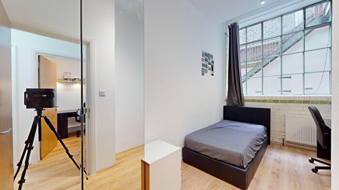 Studio To Rent In Thane Villas, Finsbury Park, Greater London, N7