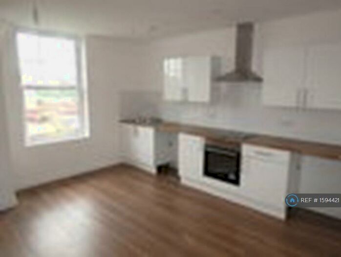 1 Bedroom Flat To Rent In Ensbury Park Apartments, Bournemouth, BH10