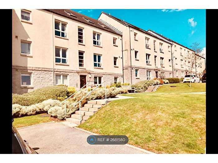 2 Bedroom Flat To Rent In Brimmond View, Stoneywood, Aberdeen, AB21