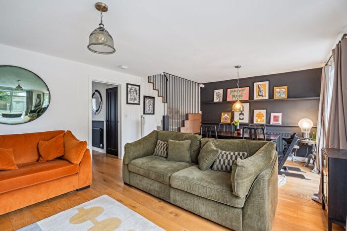 3 Bedroom Semi-Detached House For Sale In Clare Road, Prestwood, Great Missenden, HP16