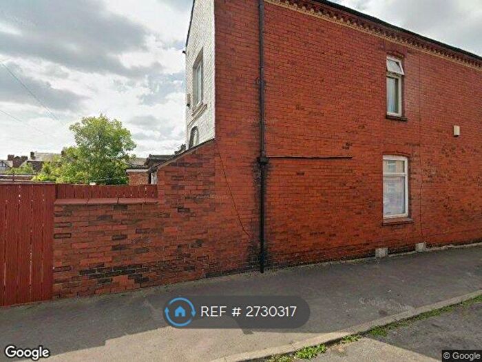 2 Bedroom Terraced House To Rent In Glanvor Road, Stockport, SK3