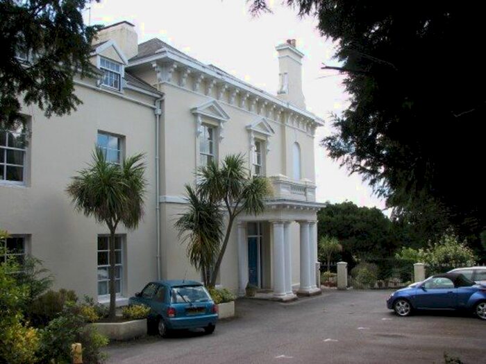 2 Bedroom Flat To Rent In Wingfield Road, Stoke, Plymouth, PL3