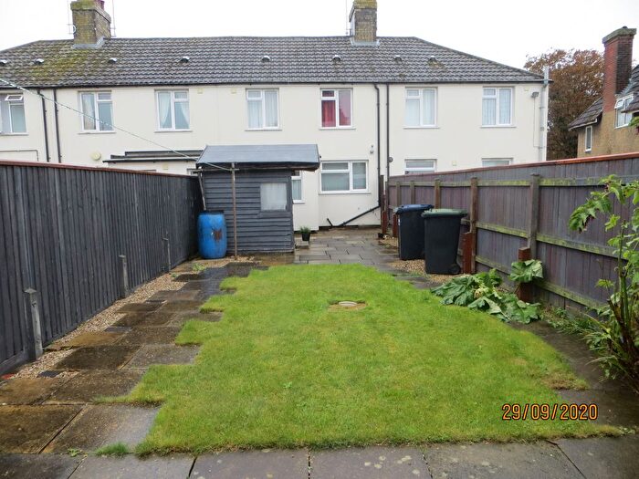 3 Bedroom Terraced House To Rent In New Barns Avenue, Ely, CB7