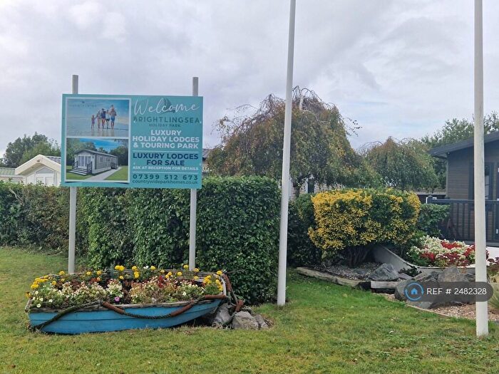 2 Bedroom Mobile Home To Rent In Promenade Way, Brightlingsea, Colchester, CO7