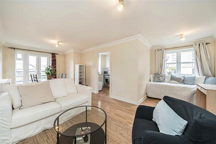 1 Bedroom Flat To Rent In Glaisher Street, Deptford, SE8