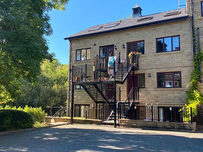 1 Bedroom Apartment To Rent In Riverside Landings, Ferrand Lane, Bingley, BD16