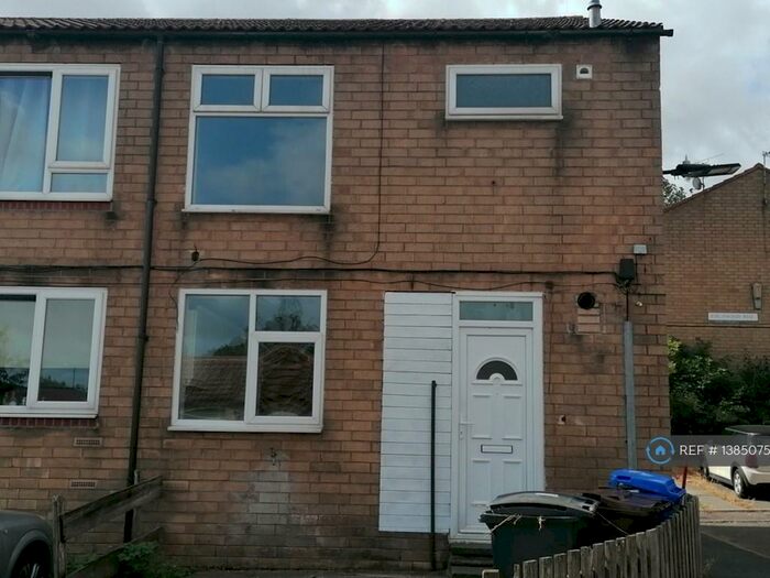 3 Bedroom End Of Terrace House To Rent In Birchwood Rise, Sheffield, S20