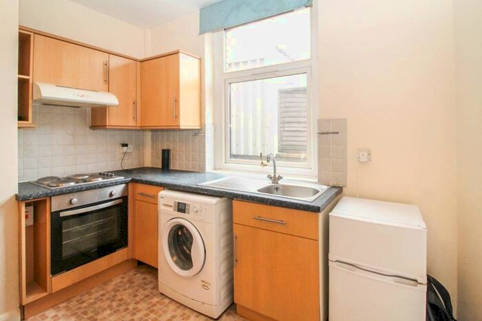 1 Bedroom Terraced House To Rent In Tennyson Yard, Morley, Leeds, LS27