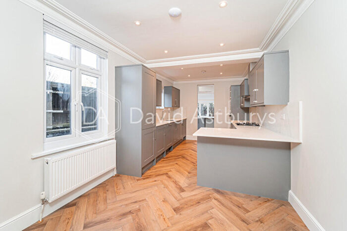 3 Bedroom End Of Terrace House To Rent In Coleridge Road, Crouch End, N8