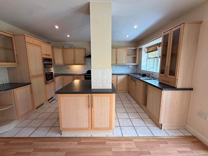 5 Bedroom Detached House To Rent In Loddington Way, Mawsley, NN14