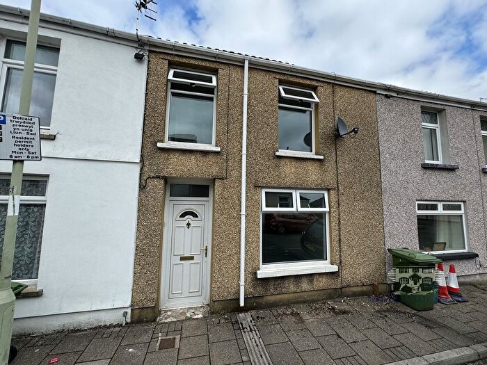 3 Bedroom Terraced House To Rent In Hall Street, Aberdare, Rhondda Cynon Taff, CF44