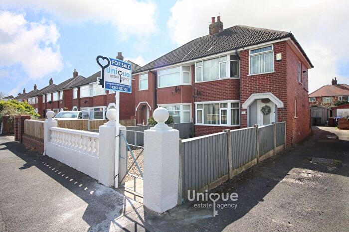 3 Bedroom Semi Detached House For Sale In Ashfield Road, Blackpool, FY2