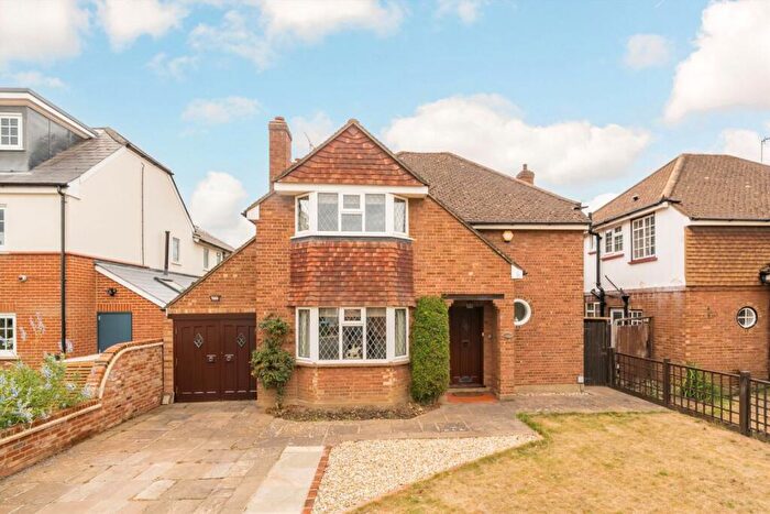 3 Bedroom Detached House For Sale In Westville Road, Thames Ditton, KT7