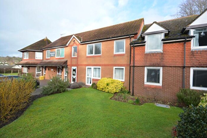 1 Bedroom Apartment For Sale In Wentworth Drive, Broadstone, Dorset, BH18
