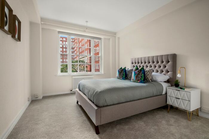 1 Bedroom Flat To Rent In Dolphin Square, London, SW1V