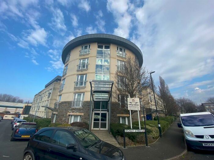 2 Bedroom Apartment To Rent In City View Apartments, Chancery Street, Bristol, BS5