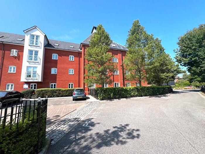 2 Bedroom Flat To Rent In Old Maltings Approach, Melton, IP12