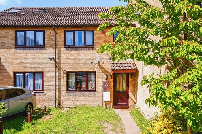 3 Bedroom Terraced House For Sale In Bryony Close, Oxford, OX4