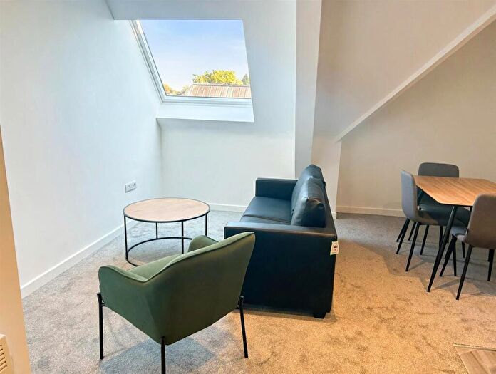 2 Bedroom Apartment To Rent In Sailmakers Lofts, Rampart Place, IP1