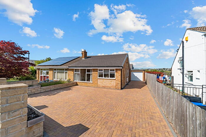 2 Bedroom Semi-Detached Bungalow For Sale In Amport Close, Brighouse, HD6