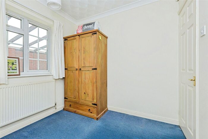 2 Bedroom Bungalow For Sale In Griffin Close, Thurmaston, Leicester, Leicestershire, LE4