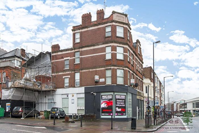 Garage / Parking To Rent In Magdalen Mews, Hampstead, NW3