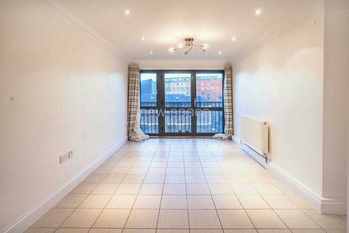 3 Bedroom Flat To Rent In Ment House, Mentmore Terrace, London Fields, E8
