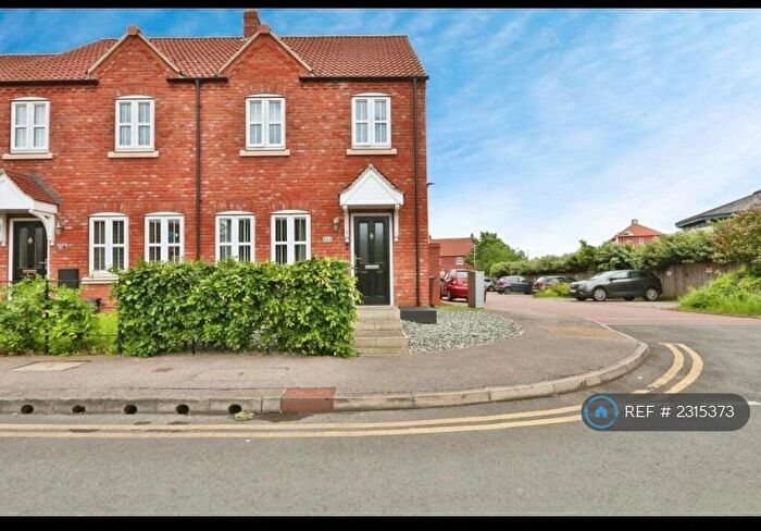 3 Bedroom End Of Terrace House To Rent In School Lane, Kingswood, Hull, HU7