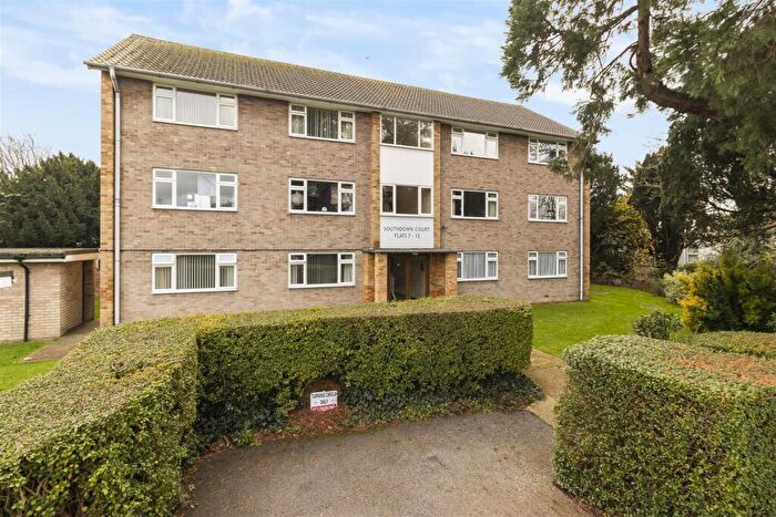 2 Bedroom Flat For Sale In Old Drive, Polegate, BN26