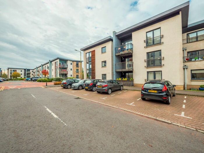 2 Bedroom Detached House To Rent In East Pilton Farm Crescent, Edinburgh, Midlothian, EH5