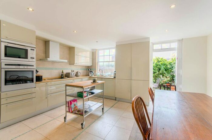 4 Bedroom Property To Rent In Chiswick Mall, Chiswick Mall, London, W4