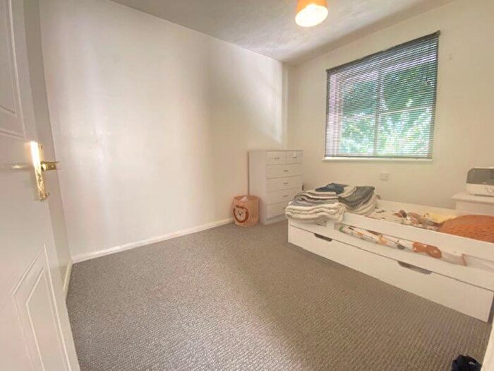 2 Bedroom End Of Terrace House To Rent In Humphrys Barton, Bristol, BS4