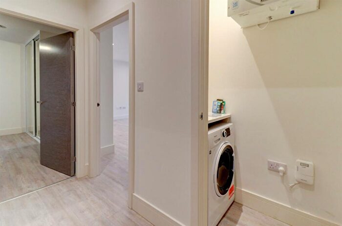 1 Bedroom Apartment To Rent In Rodborough House, Warwick Road, Coventry, CV3