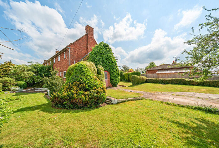 3 Bedroom Semi-Detached House For Sale In Western Hill Road, Beckford, Tewkesbury, Worcestershire, GL20