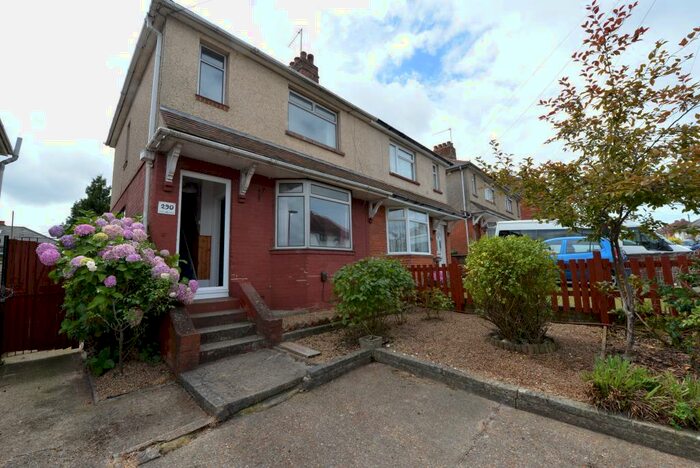 3 Bedroom Semi-Detached House To Rent In Honeysuckle Road, Southampton, SO16