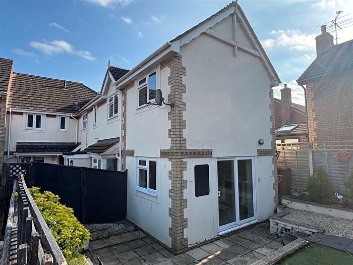 2 Bedroom End Terrace House For Sale In Holmes Close, Chippenham, SN15