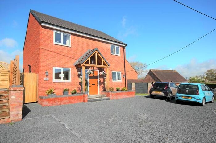 3 Bedroom Detached House For Sale In Church Cottages, Alfrick, Worcestershire, WR6