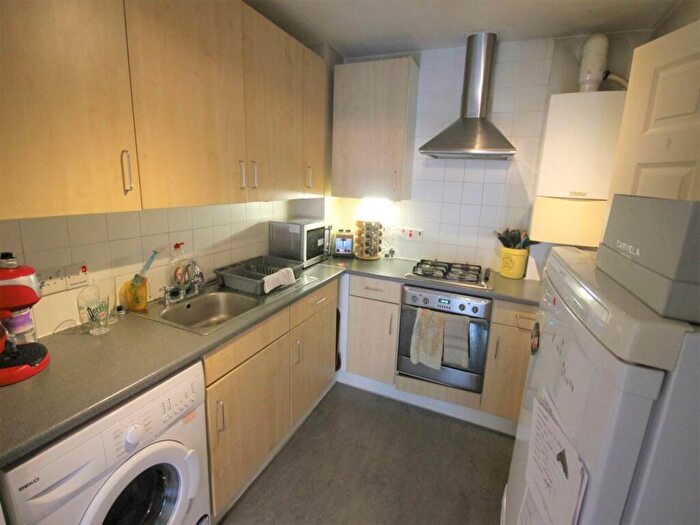 1 Bedroom Flat To Rent In Alexandra Wharf, Darwen Place, London, E2