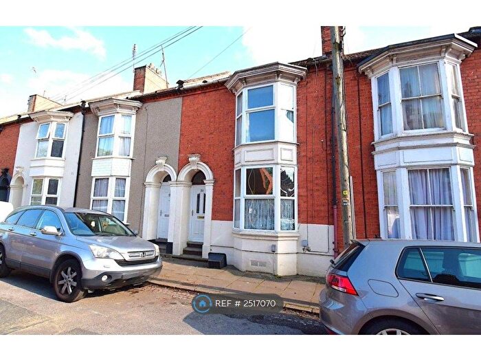 3 Bedroom Terraced House To Rent In Beaconsfield Terrace, Northampton, NN1