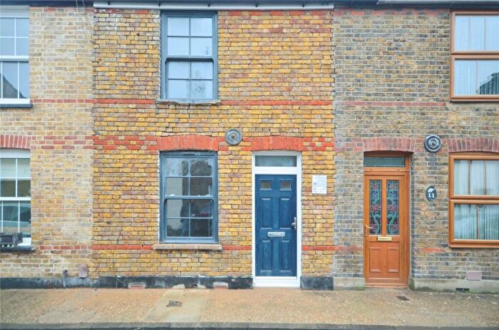 2 Bedroom Terraced House To Rent In Belle Vue, Chelmsford, Essex, CM2