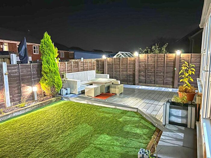 4 Bedroom Detached House For Sale In Oakway, Middleton, Manchester, M24