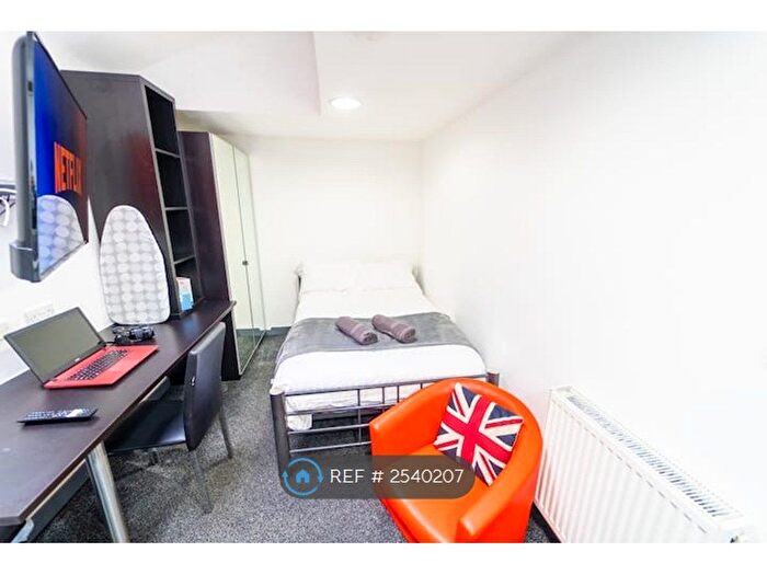 Studio To Rent In Birmingham, Birmingham, B29